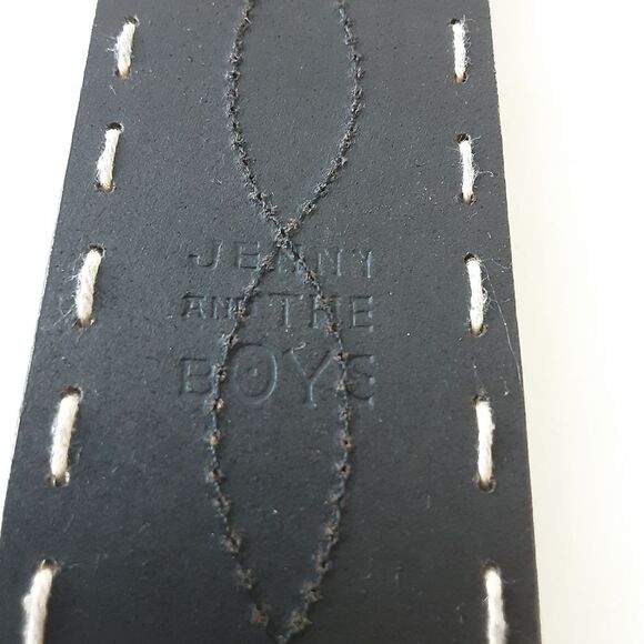 Jenny and the Boys Hearts Engraved Top Stitched Decorative Western Belt Sz M VTG